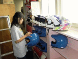 ヘルメット選びの写真